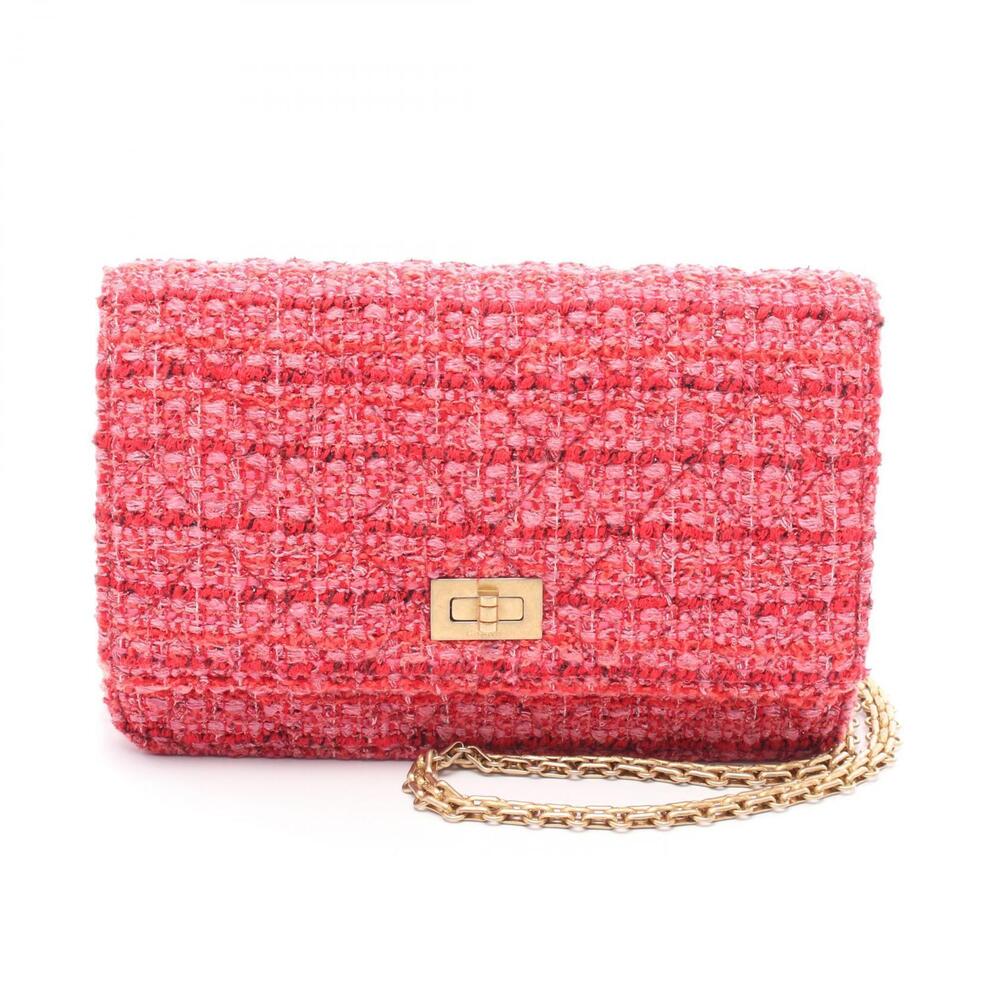 Chanel Matelasse Shoulder Bag Red